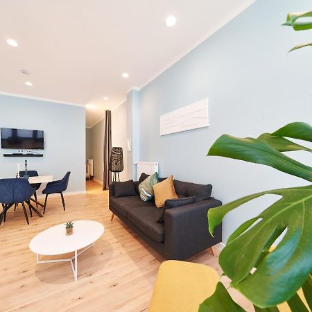 Design Apartment I Innenstadt I Kueche I Wifi بينجين ام راين المظهر الخارجي الصورة