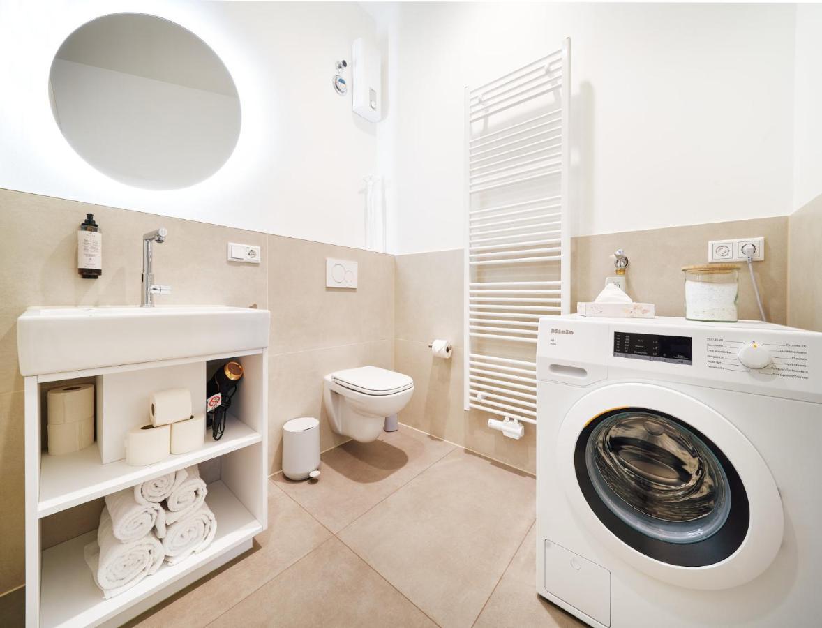 Design Apartment I Innenstadt I Kueche I Wifi بينجين ام راين المظهر الخارجي الصورة