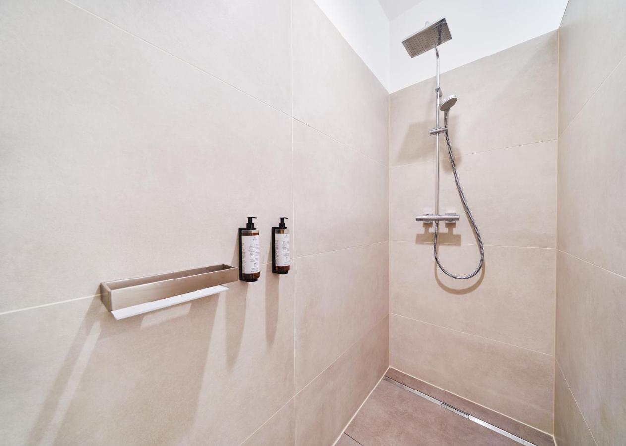 Design Apartment I Innenstadt I Kueche I Wifi بينجين ام راين المظهر الخارجي الصورة